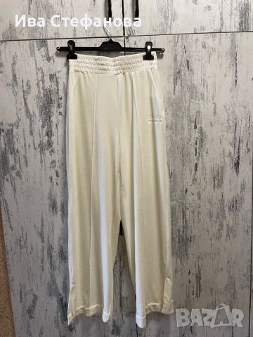 Ново висока талия  спортно елегантно бяло долнище панталон Bershka фин плюш широки крачоли М размер , снимка 2 - Панталони - 45221627
