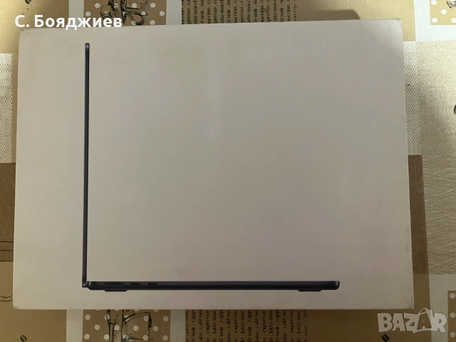 MacBook Air M4 13" 256GB Midnight, снимка 4 - Лаптопи за работа - 54240675