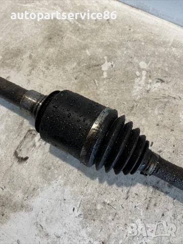 Каре задвижващ вал преден десен за Mercedes ML W164 420 CDI (2007) , снимка 2 - Части - 53996900