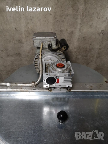 Пчеларска машина за инвентиран сироп, снимка 3 - Други машини и части - 53518414