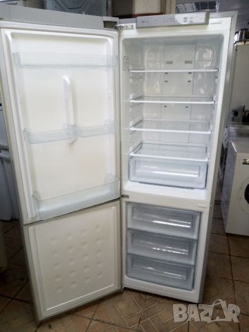 Иноксов комбиниран хладилник с фризер Samsung 2 години гаранция!, снимка 6 - Хладилници - 45231951