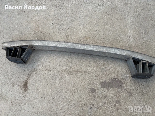 Основа задна броня за Тойота Авенсис Т25 / 52171-05010 / TOYOTA AVENSIS COMBI T25 2003-2007