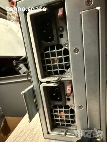 Сървър SuperMicro  - много подходящ за Дата База, снимка 4 - Работни компютри - 52188264