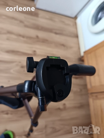 Статив за камера, фотоапарат Hama Star 05 106.5cm 520g, Aluminium, снимка 2 - Чанти, стативи, аксесоари - 52592639