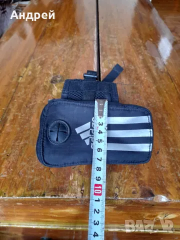 Стар телефонен калъф за ръка Adidas, снимка 6 - Други ценни предмети - 49753261