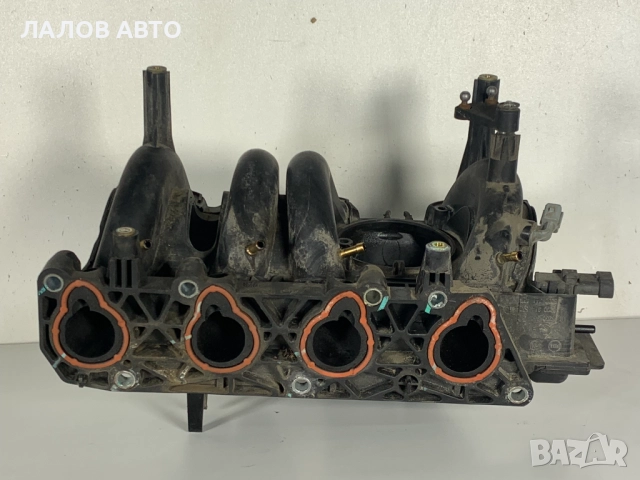 Всмукателен колектор Дачия Рено Dacia Renault 1.4 1.6 бензин 8200966437, снимка 2 - Части - 52627151