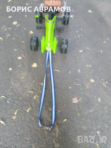 Детска количка с педали, снимка 3 - Скутери и тротинетки - 46413497