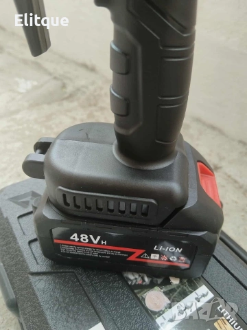 Акумулаторен трион за дърво и клони UKC 48V – 6″ верижна резачка с 2 батерии и 2 вериги, снимка 3 - Друга електроника - 53489671