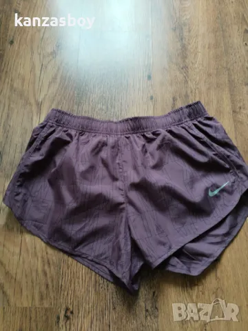 Nike Women`s Dri-FIT Run Division Tempo Running - страхотни дамски шорти КАТО НОВИ L, снимка 10 - Спортни екипи - 50212441