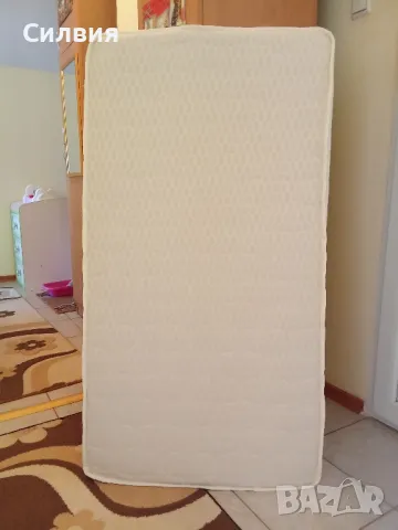 Матрак за бебешка кошара