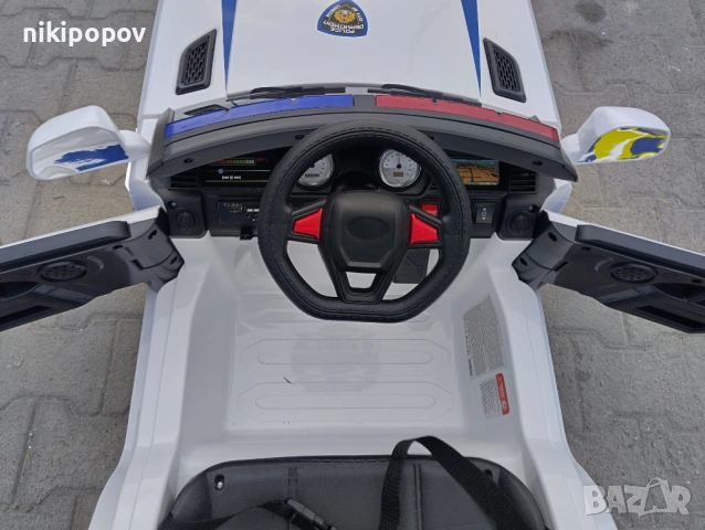 POLICE акумулаторен джип SQUAD бял, снимка 8 - Други - 53849908