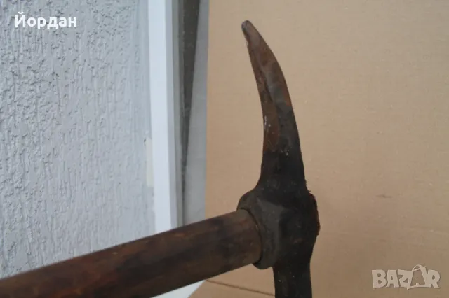 Стара кована военна кирка, снимка 5 - Антикварни и старинни предмети - 50223888