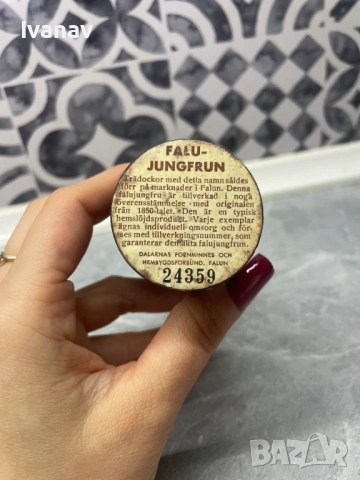 Шведска фолклорна кукла Falujungfrun, снимка 4 - Антикварни и старинни предмети - 53951133