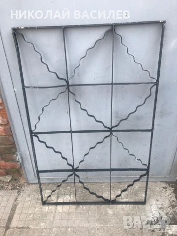 Странична  решетка  за  балкон  .