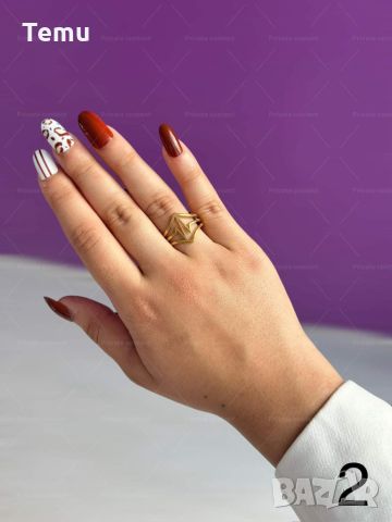 Дамски пръстен от неръждаема стомана със златисто покритие и красива текстура, снимка 2 - Пръстени - 46373899