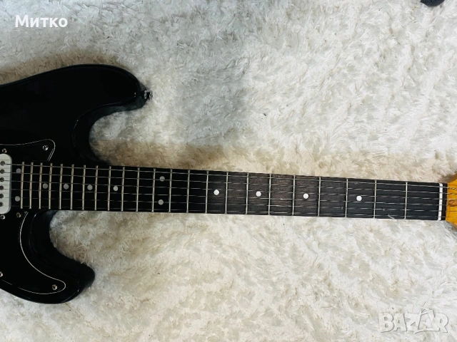 електрическа китара тип Stratocaster HSS - Перфектно състояние, снимка 8 - Китари - 53090134