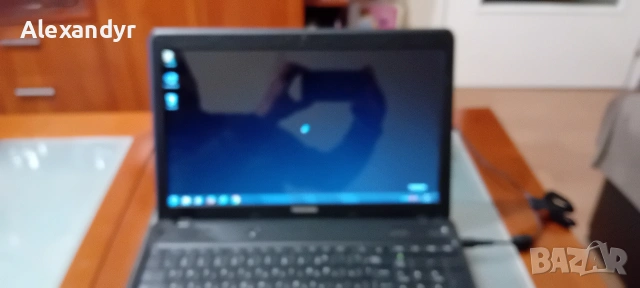 Продавам лаптоп Тошиба., снимка 3 - Лаптопи за дома - 54078005