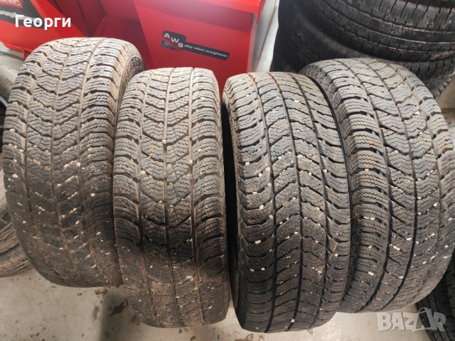 4бр.зимни гуми 215/65/16C Semperit, снимка 4 - Гуми и джанти - 53213327