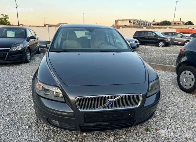 Volvo V50 2.4i, снимка 2 - Автомобили и джипове - 47804645