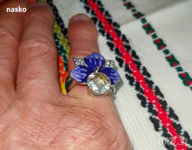 Дамски флорален пръстен, снимка 6 - Антикварни и старинни предмети - 46463342