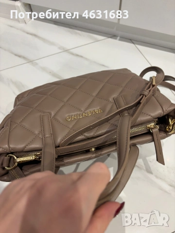 Дамска чанта Valentino, снимка 5 - Чанти - 53490877