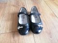 Детски обувки за момиче черни, снимка 1 - Детски обувки - 45712386