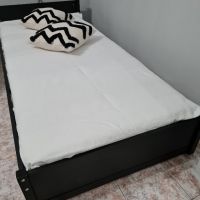 единично легло рамка  90/200  черно, снимка 1 - Спални и легла - 45289052