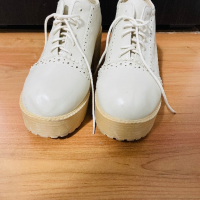 Бежави елегантни обувки на платформа, снимка 4 - Дамски обувки на ток - 44940296