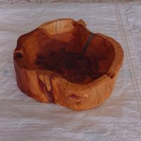 Дървен пепелник ръчна изработка , снимка 2 - Дърводелски услуги - 45305043