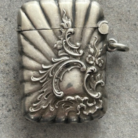 Сребърна кутия за кибритени клечки, снимка 2 - Колиета, медальони, синджири - 44968694