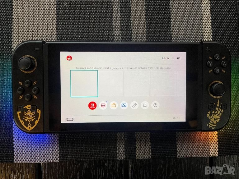 Конзола Nintendo Switch, снимка 1
