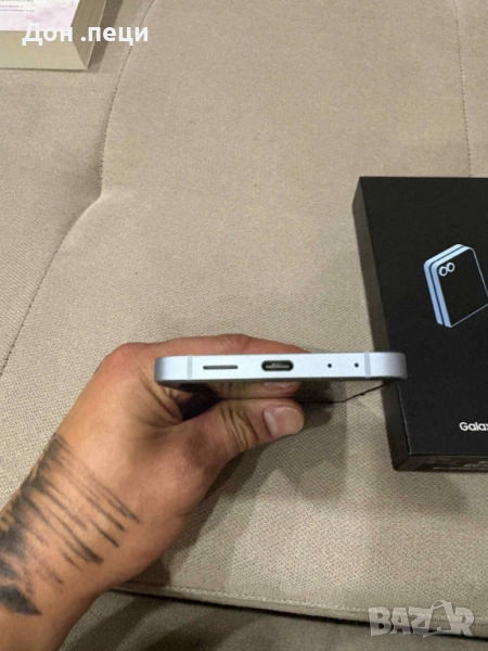 Samsung z flip 6, снимка 1