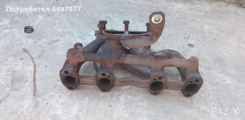 Изпускателен колектор  за Волксваген Голф 4 1.6 бензин 101к.с 2000г, снимка 1