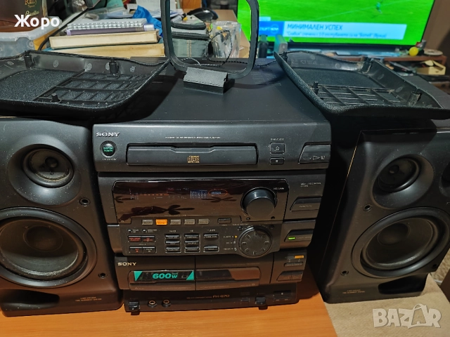 SONY HCD-H701, снимка 3 - Радиокасетофони, транзистори - 52544287