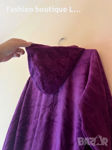 Дамски плюшен суитшърт с качулка 80% памук М размер с джобове в тъмно лилаво - цикламен цвят 💜, снимка 4 - Суичъри - 52210515