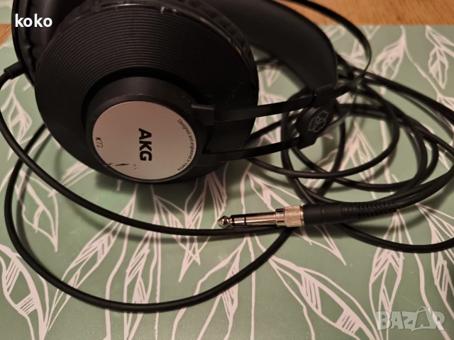 Слушалки студио AKG