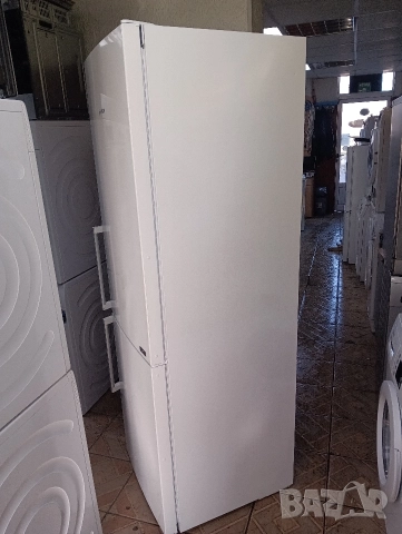 Комбиниран хладилник с фризер Бош Bosch A+++ с две години гаранция!, снимка 7 - Хладилници - 52809002