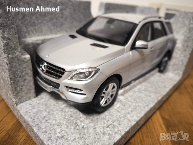 Умалени модели на Мерцедес мащаб 1:18