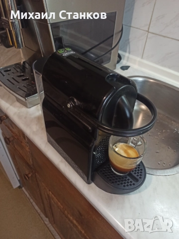 Кафе машина Делонги неспресо, снимка 3 - Кафемашини - 52359960