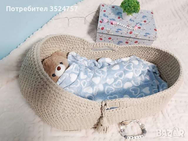 Ръчно изплетено бебешко кошче тип Мойсей 70 см с матраче, снимка 4 - Бебешки легла и матраци - 52852353