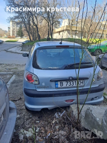 Продавам Peugeot 206,1.6 16V 2002 год., снимка 4 - Автомобили и джипове - 53810666
