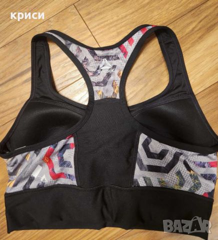 Дамски спортни бюстиета Victoria Secrets, Reebok, Moschino бански и клин, снимка 10 - Потници - 45713445