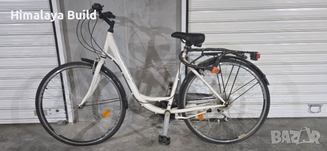 Продавам дамски велосипед