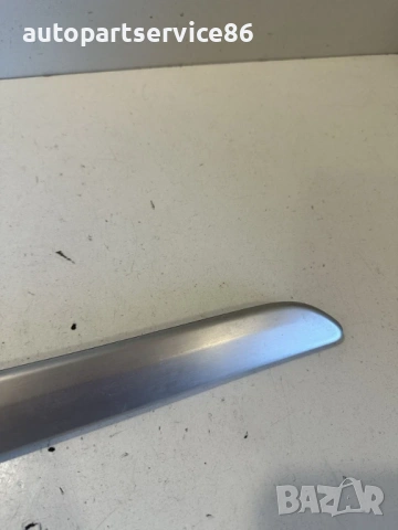 Лайсна за задната лява врата за Mercedes B-Class W245 B170 (2008) A1697370582, снимка 2 - Части - 54214868