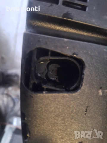 оригинална стойка крачета телевизор GRUNDIG модел  55VLX600, снимка 4 - Стойки, 3D очила, аксесоари - 53511317