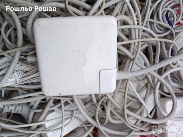 Зарядни за лаптопи Apple , снимка 3 - Части за лаптопи - 45901685