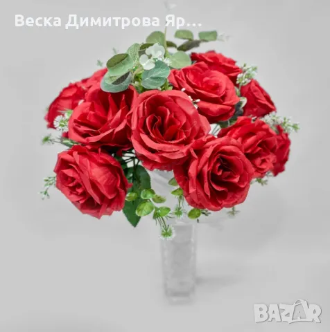 Изкуствени букети с рози и евкалиптови листа – Елегантна украса с дълготраен ефект, снимка 9 - Изкуствени цветя - 50322171