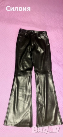 Черен лъскав кожен панталон "MNG", размер S-M, снимка 2 - Панталони - 53839036