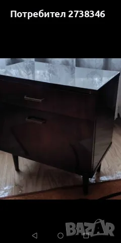 Комплект нощни шкафчета тройно лакирани, снимка 2 - Шкафове - 50060748