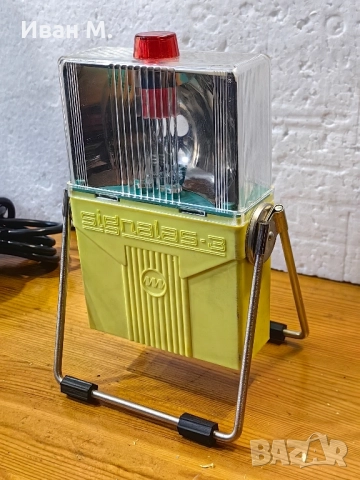 винтидж Автомобилен сигнален фенер , снимка 3 - Антикварни и старинни предмети - 52211377